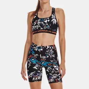 NWT Women's size S 2pc Under Armour bra and bike short set